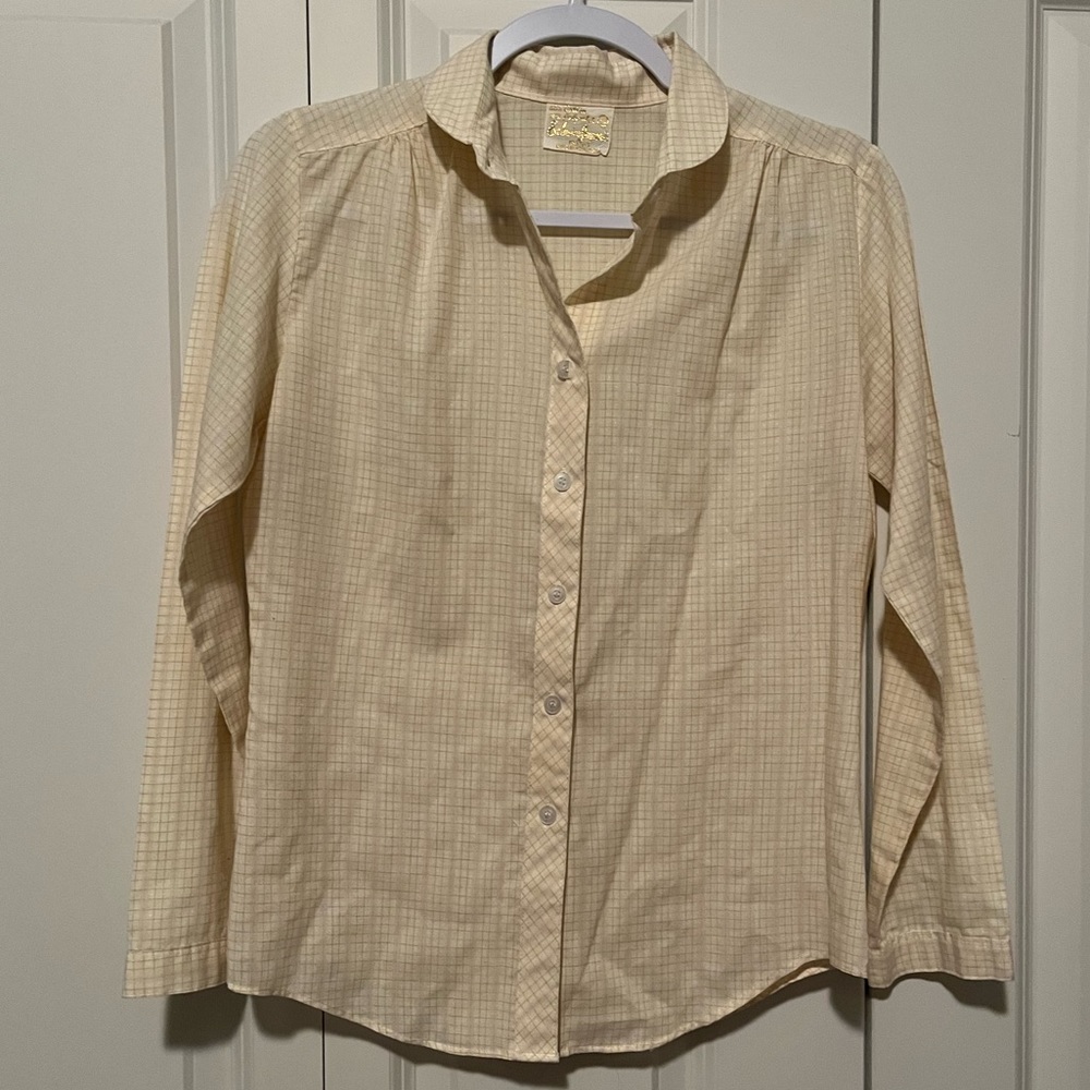 Exclusive Imports Button Down Size 11/12
